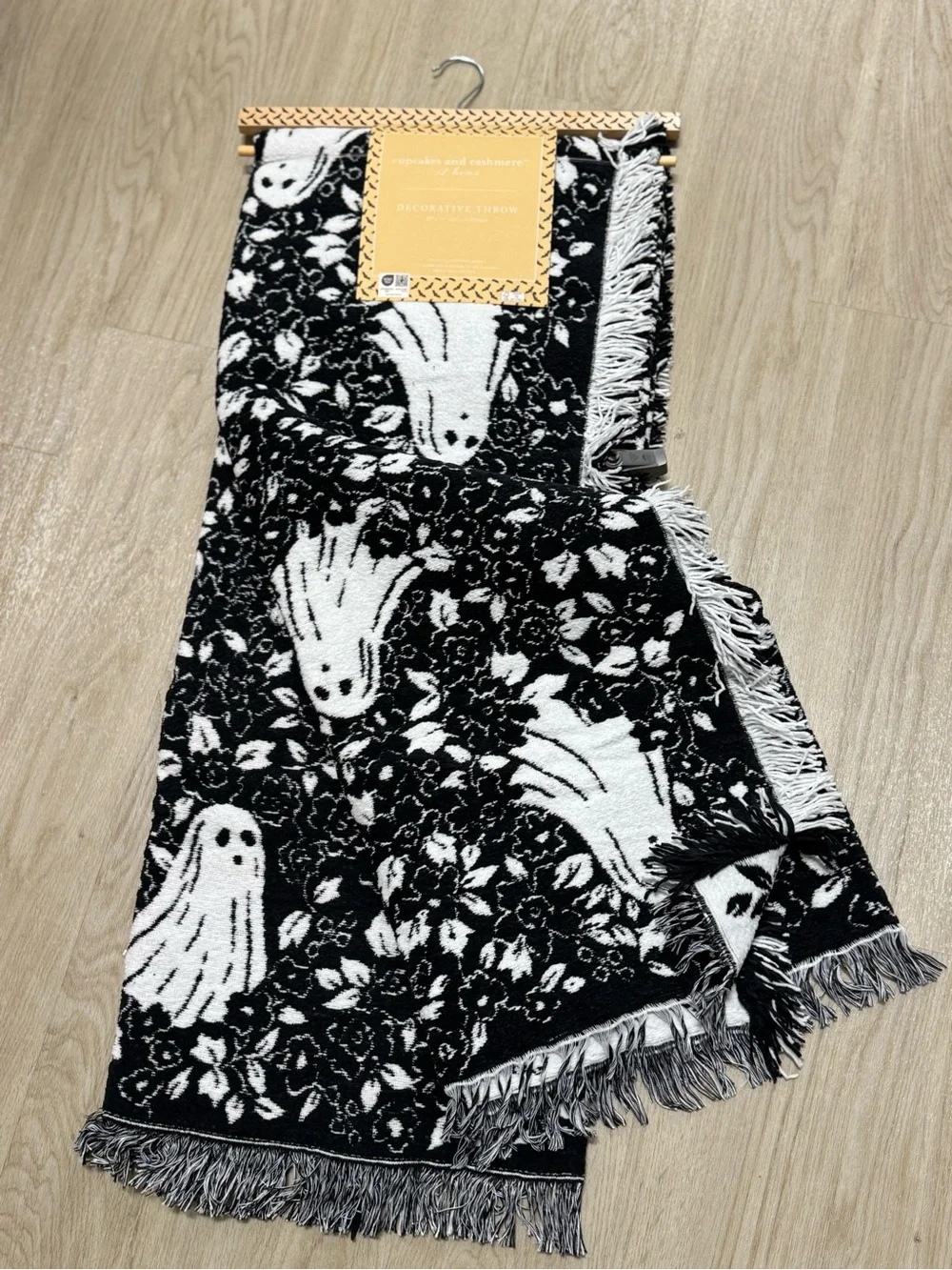 cupcake and cashmere Halloween Ghost Throw Blanket - Black & White